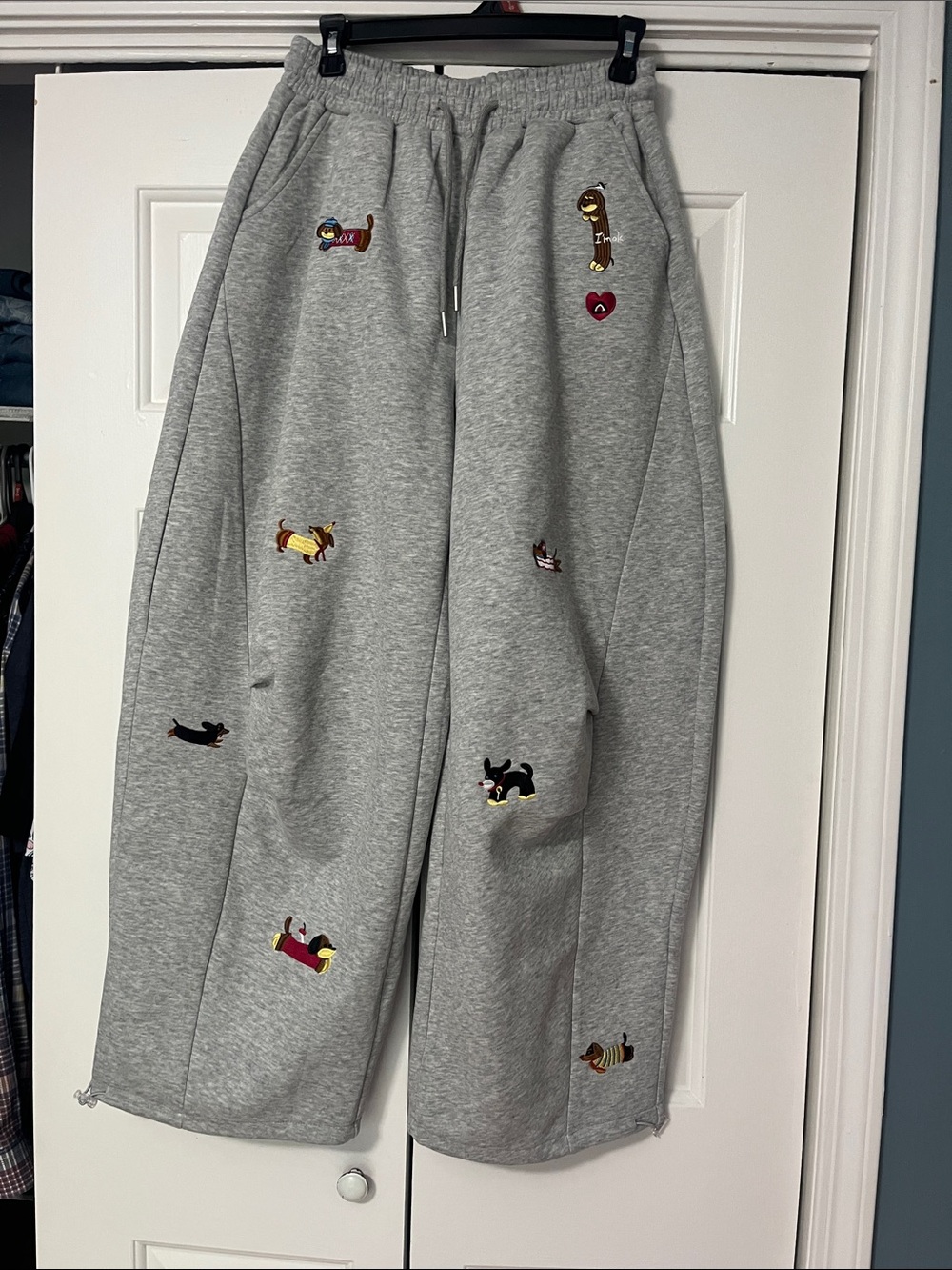 Aelfric Eden Grey ladies Sweatpants with Dog Embroideries
